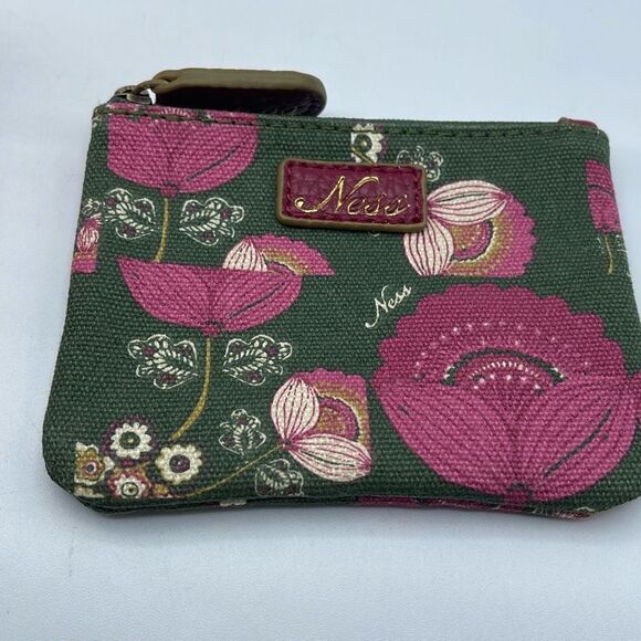 Ness of Scotland small floral logo coin purse. - Picture 1 of 6